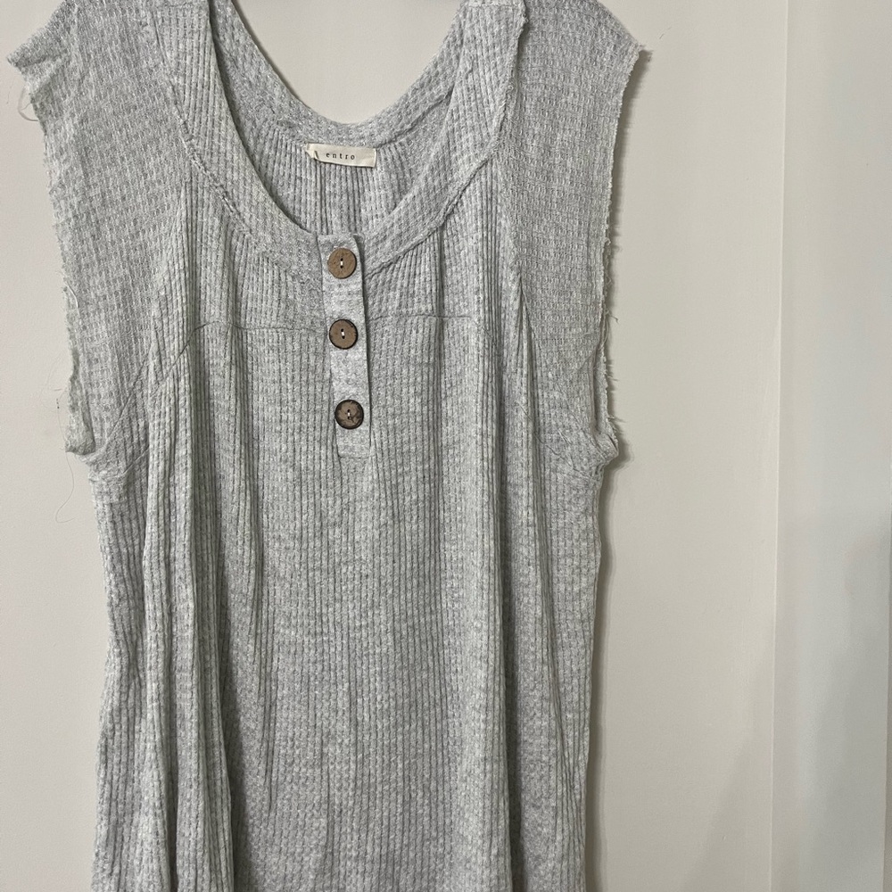 Entro Women's Dressy Flowy Tank Top Size 1xl Made In USA Grey